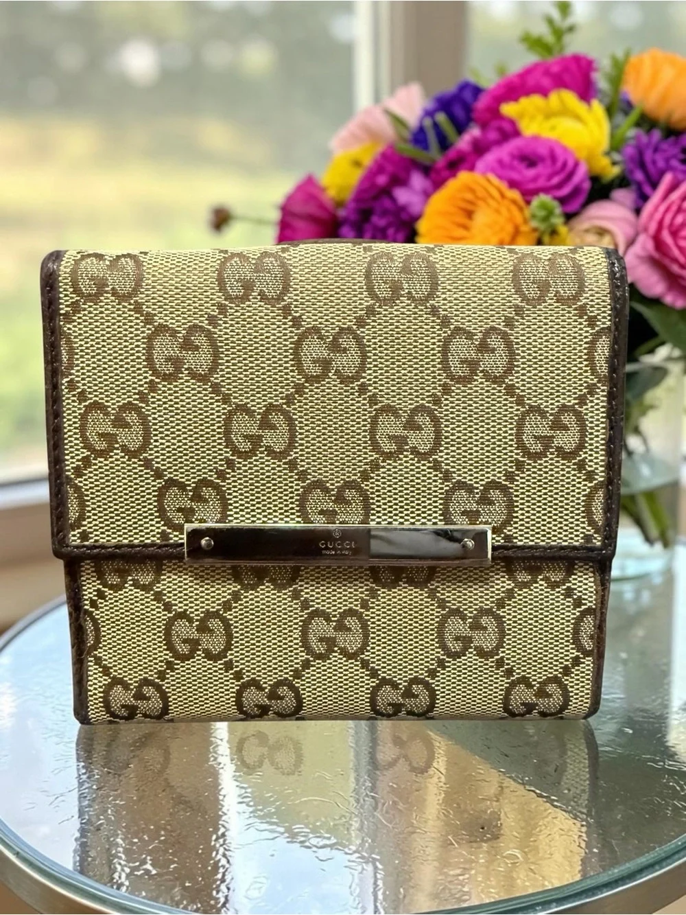 Gucci Beige GG Supreme Canvas Trifold Wallet with Silver Accents EUC